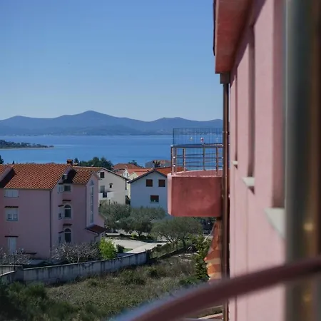 Nicol * Zadar