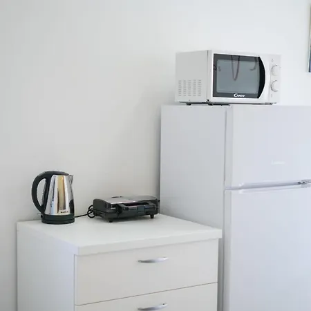 Nicol Apartment